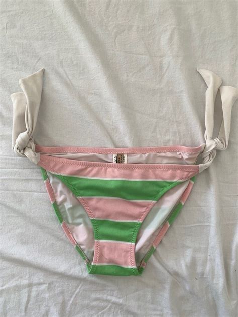 Juicy Couture Bikini Women S Fashion Swimwear Bikinis Swimsuits On Carousell