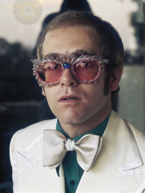 100 Elton John Wallpapers
