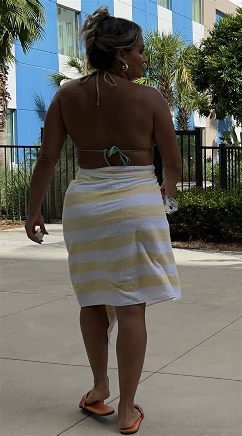 BIG TANNED TITS Boobs Forum