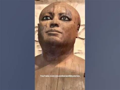 4,500 Year Old Ancient Egyptian Wooden Statue with Lifelike Eyes ...