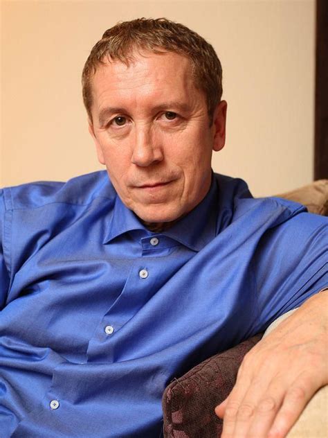19 Paul Hardcastle Letrascom