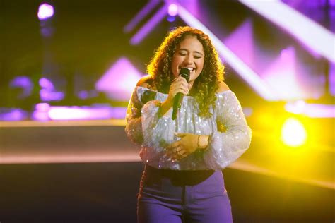 Watch Sophia Hoffmans Blind Audition On The Voice Season 24 Nbc Insider