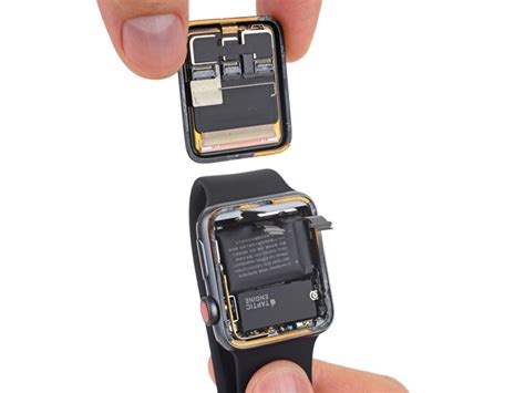 Смарт-часы Apple Watch Series 3 попали под «скальпель» iFixit