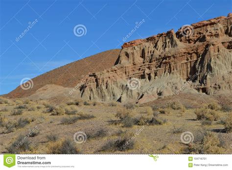 Red Rocks Canyon Cliff Slope California Stock Image Image Of Brush