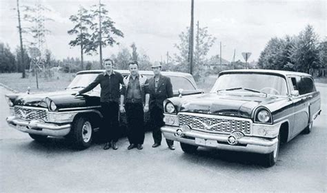 ТрансКИТ ГАЗ-13С Чайка фургон, спецмашина для эвакуации тела Хошимина