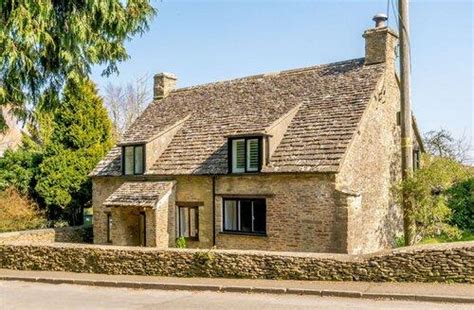 Dog Friendly Cottages In The Cotswolds