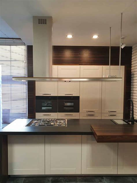 meble kuchenne  stylu modern classic  zabudowie wysokiej archidom