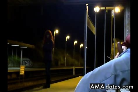 Dickflash Milf Can T Resist To Tuch Fantasy