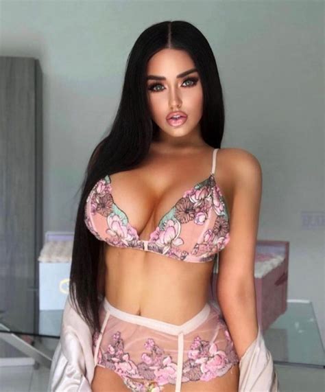 Abigail Ratchford In Lingerie For International Women S Day Photos The Fappening
