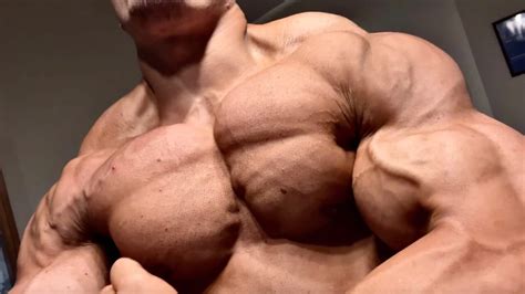 College Boy Flex And Cum Gay Amateur Amateur Porn By Muscles To