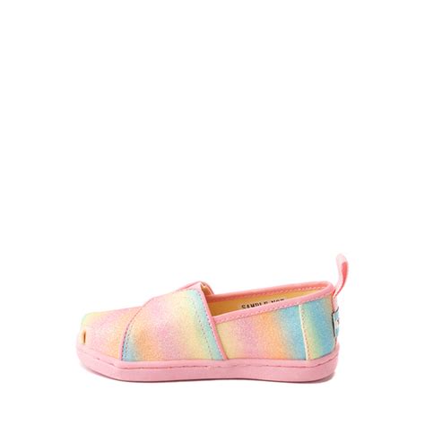 TOMS Shoes for Men, Women and Kids | Journeys