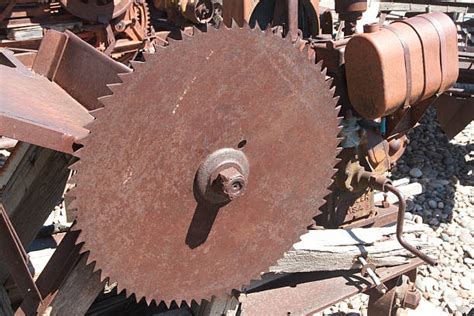 90 Gas Powered Circular Saw Stock Photos Pictures And Royalty Free