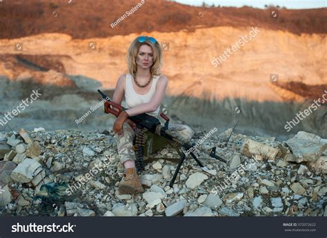 Sexy Blonde Gun Stock Photo 372072622 Shutterstock