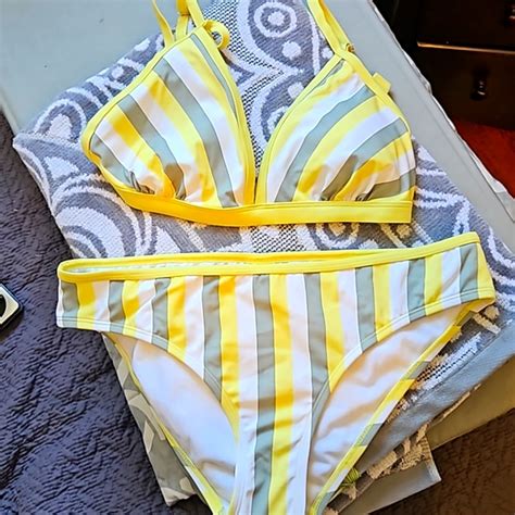 Kona Sol Swim Nwt Kona Sol Bikini Top And Bottom One Price Poshmark
