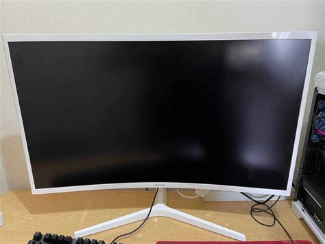 Изогнутый игровой монитор и клавиатура: 95 000 тг. - Мониторы Атырау на Olx