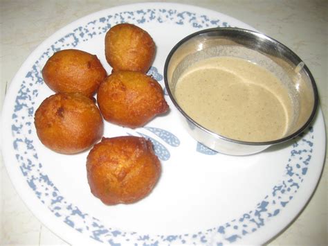 Divya's Recipes: Mysore Bonda