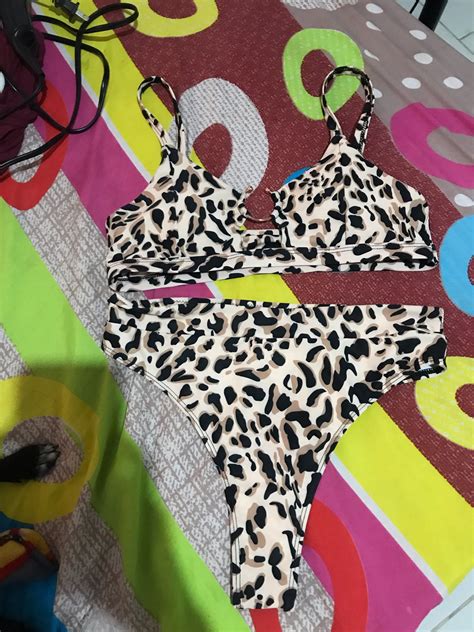 Bikini sexy de cintura alta de diseño moderno con detalles originales
