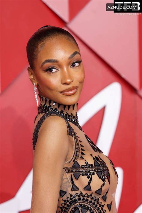 Jourdan Dunn Shows Off Her Sexy Tits At The 2022 Fashion Awards In London Fashion Talents Via