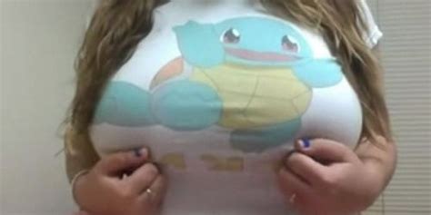 BBW Lift Her Shirt And Pop Out Her Tits Tnaflix