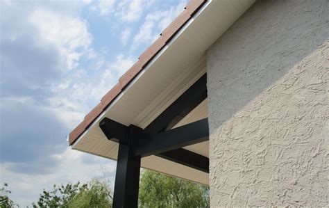 vray toiture habillage de toit  renovation de dessous de toit dans