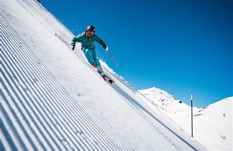 Winter sports in Switzerland– experience Alpine skiing in Mürren