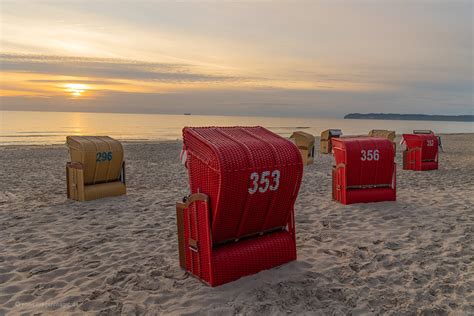 R Gen Foto Rote Strandk Rbe In Der Morgensonne Am Ostseestrand Prora