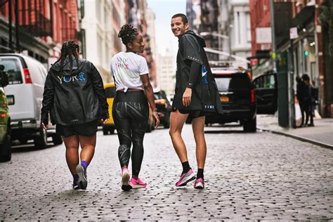 How to Pick the Right Clothes and Shoes for Race Day. Nike CA