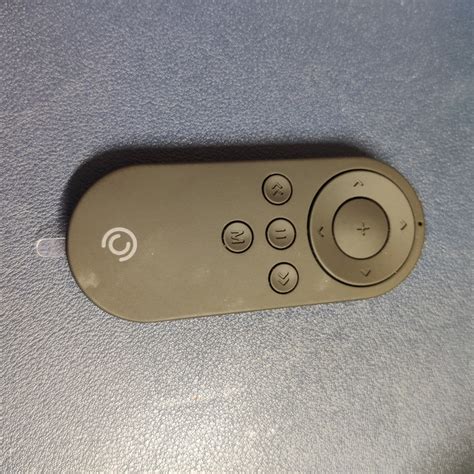 Pivo Pod Red Review: Hands-free cameraman that tracks your movement ...