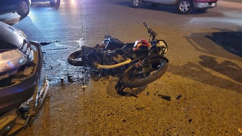 Motociclista es impactado por vehículo en Mazatlán