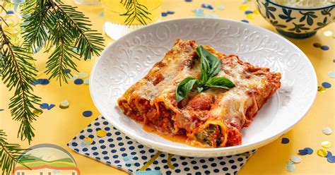 Каннеллони с творожным сыром, вялеными томатами и оливками, пошаговый ...