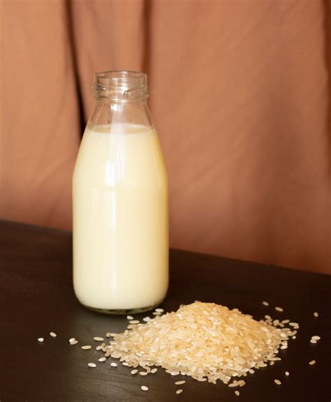 Agua De Arroz Fermentada Para Unos Rizos Con M S Volumen Y Sedosos Al