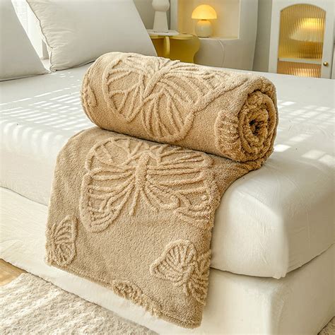 Yimwnyi Cooling Summer Quilt Double Sided Cool Effect Blanket For Hot Sleepers Lightweight