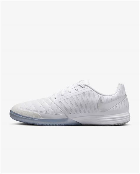 Nike Lunar Gato II Indoor Court Low-Top Football Shoes. Nike UK
