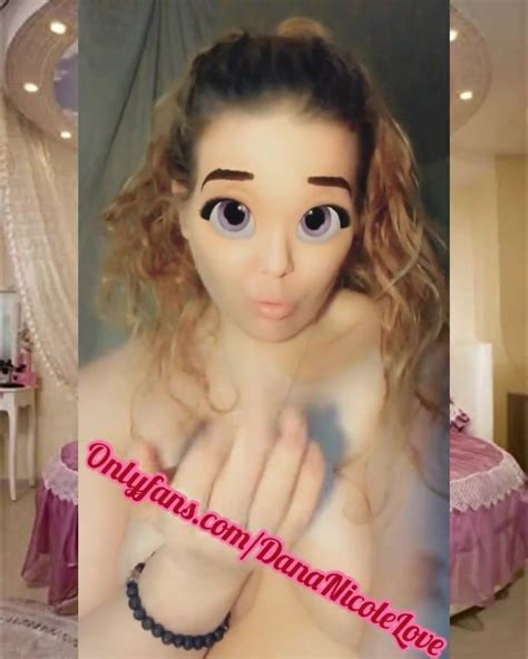 Flirty And Naked With Big Anime Eyes FAPCAT