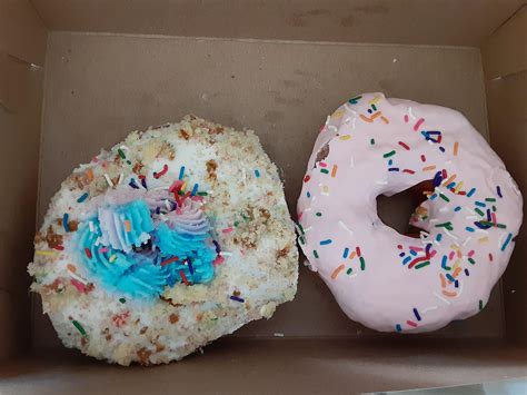 [oc] Donuts : r/pics