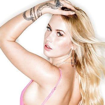 Insatiable Blond Babe Layla Love Spreads Hot Tight Ass For Big Cock Photos