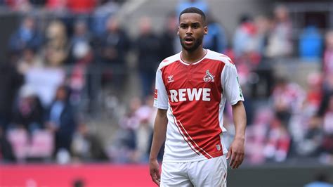 1 FC Köln Linton Maina bestätigt Gespräche mit Hertha BSC