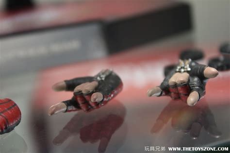 實拍 Hot Toys蜘蛛俠強勢回歸 初代自家製戰衣版本蜘蛛俠1 6人偶登場 Toys Zone D 玩具兄弟 Figures Price List Reviews