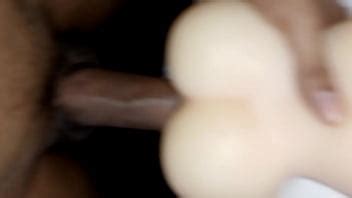 Follando mi juguetito por su coño XVIDEOS