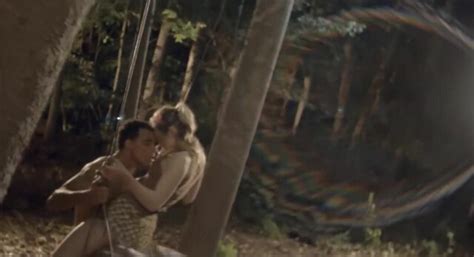 Nude Video Celebs Louisa Krause Sexy Toe To Toe 2009