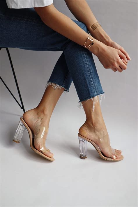 CHARLIE SSHOES Şeffaf Çift Bantlı 10 Cm Topuklu Nude Terlik Fiyatı Yorumları Trendyol
