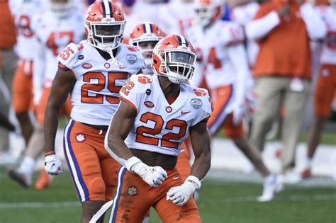 clemson tigers lb trenton simpson ready  put  show  georgia