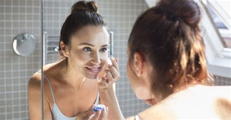 Acuvue Oasys with Transitions - Are they really the best - The Frisky