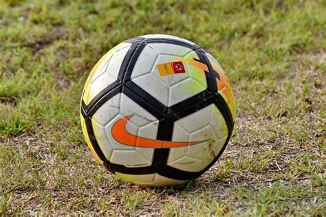 image libre ballon de soccer en cuir sport football jeu objectif