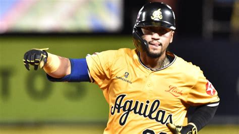 Águilas Cibaeñas pegan 15 hits y derrotan 9 5 a los Leones del Escogido