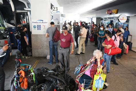 Afluencia De Pasajeros En Central De Autobuses De Torre N Aument