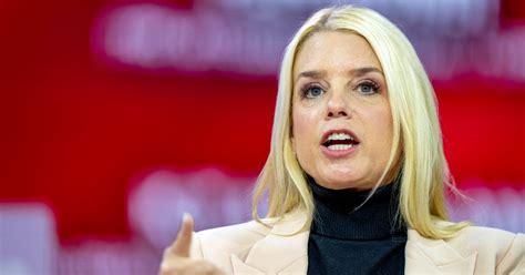 Usa Dopo Il Ritiro Di Gaetz Trump Nomina Pam Bondi Ministra Della