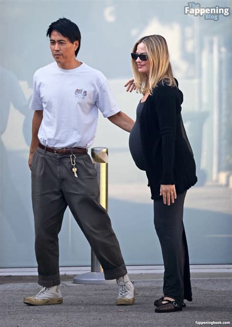 Margot Robbie Nude The Fappening Photo 8229357 FappeningBook