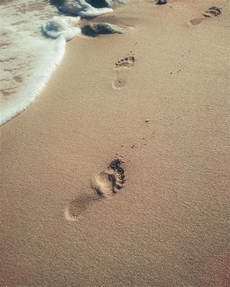 Footprints In The Sand Wallpapers Top Free Footprints In The Sand