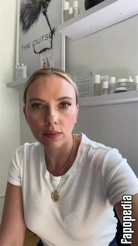 Scarlett Johansson Nude Leaks Photo Fapopedia